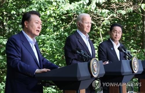 [한미일 정상회의] '위기시 협의 공약'으로 안보 밀착…동맹과는 거리(종합)