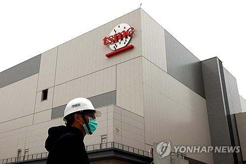 대만 타이난의 TSMC 공장