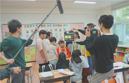 [작은 학교를 가다] ⑥ 여기가 시네마 천국…구례 중동초