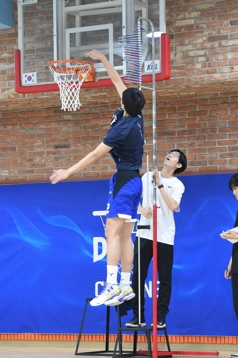 KBL 신인 드래프트 최장신 202㎝ 김보배…가장 빠른 선수 김태훈