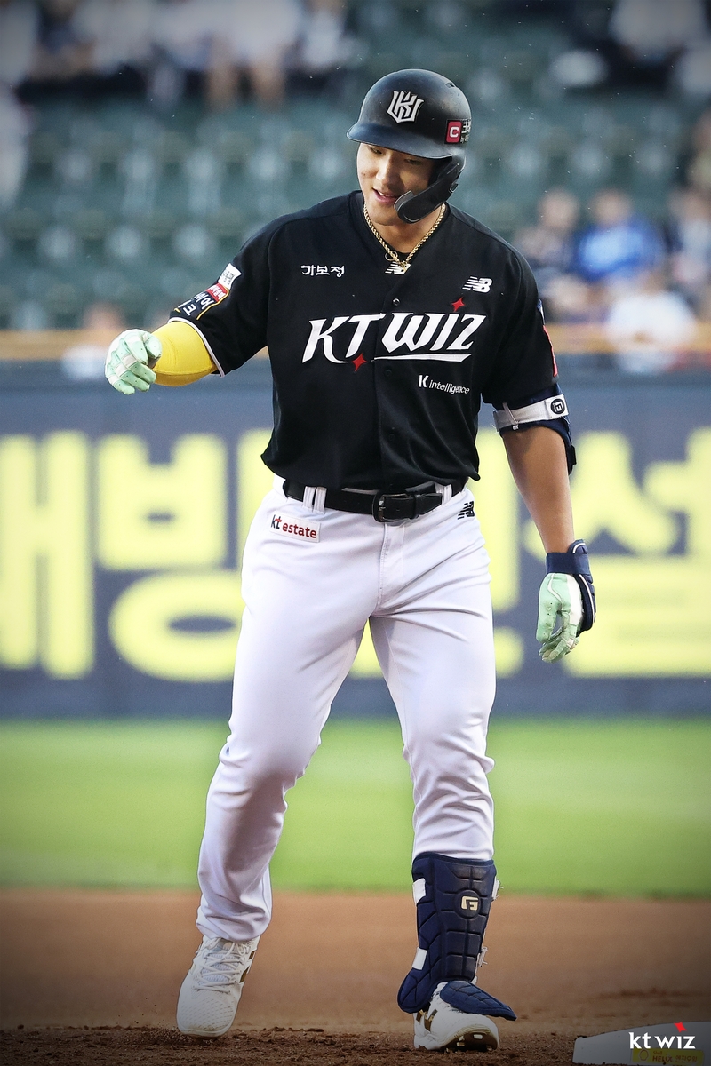 kt 안현민