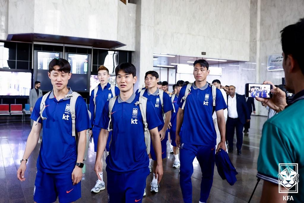 이라크에 도착한 축구대표팀.