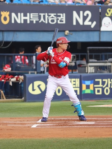 10일 LG와 경기에 타석에 들어선 SSG 김성욱.