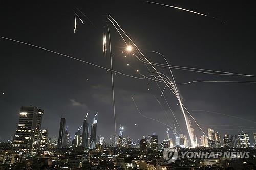 아이언돔 방공망 가동