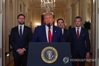 트럼프 "이스라엘-이란 휴전합의…휴전개시 24시간후 공식종전"