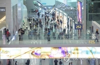 인천공항 3층 출국장서 30대 인도네시아인 추락 사망