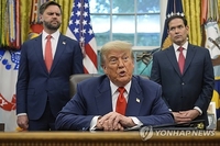 트럼프 "북한과 갈등 해결할 것…김정은과 매우 잘 지내와"