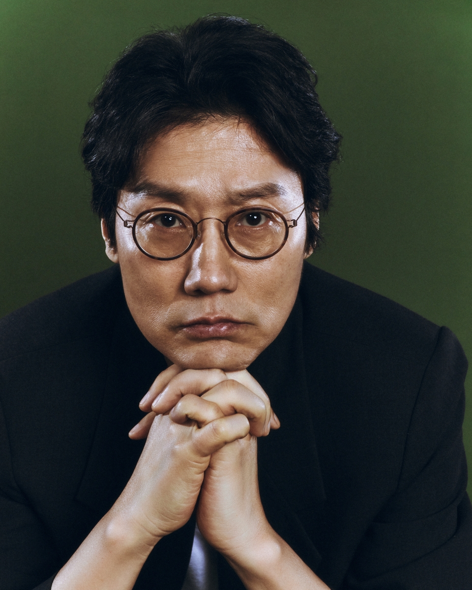 황동혁 감독