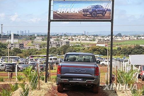 "BYD, 멕시코 공장 건설 계획 보류"…트럼프 관세 …