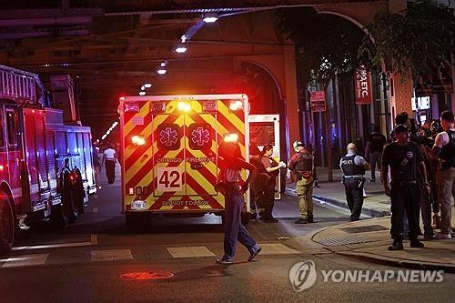 시카고서 달리는 차량 총격에 4명 사망·14명 부상