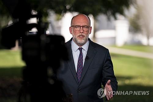 트럼프 측근 "연준이 베르사유 궁전인가" 파월 의장에 …