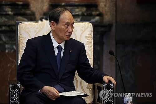 "스가 전 日총리 이달 방한 조율…李대통령 면담도 추진…