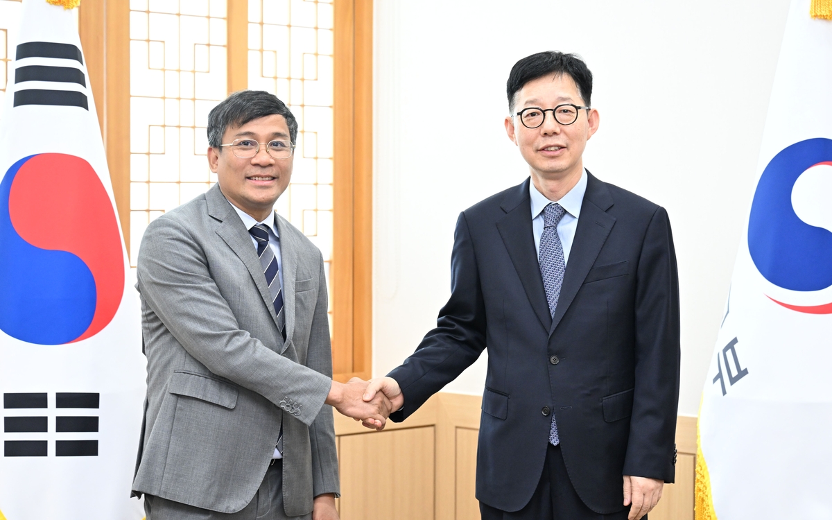 한-베트남 외교차관 회담…"고위급 교류 적극 추진"