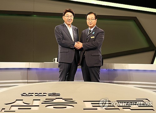 전주시장·완주군수, 행정 통합 첫 TV토론서 격돌…견해 차 극명
