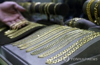 변사사건 현장서 사라진 20돈 금목걸이…범인은 검시조사관