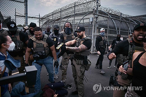 트럼프 행정부의 이민단속 현장