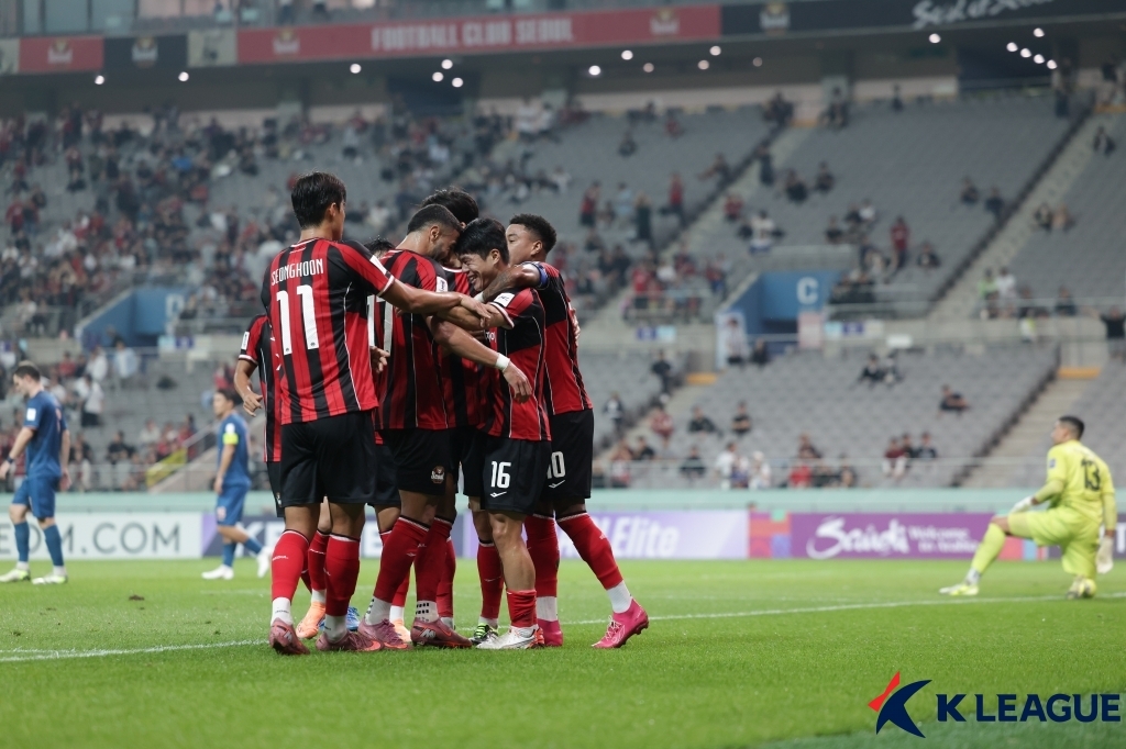 기뻐하는 FC서울