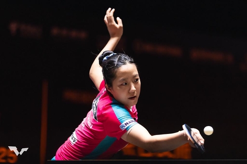탁구 신유빈 '중국 징크스' 깼다…세계 4위 콰이만 꺾고 8강행