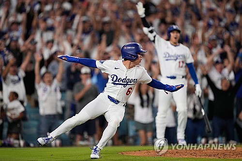 김혜성, 연장 11회 끝내기 득점…다저스, 2년 연속 NLCS 진출