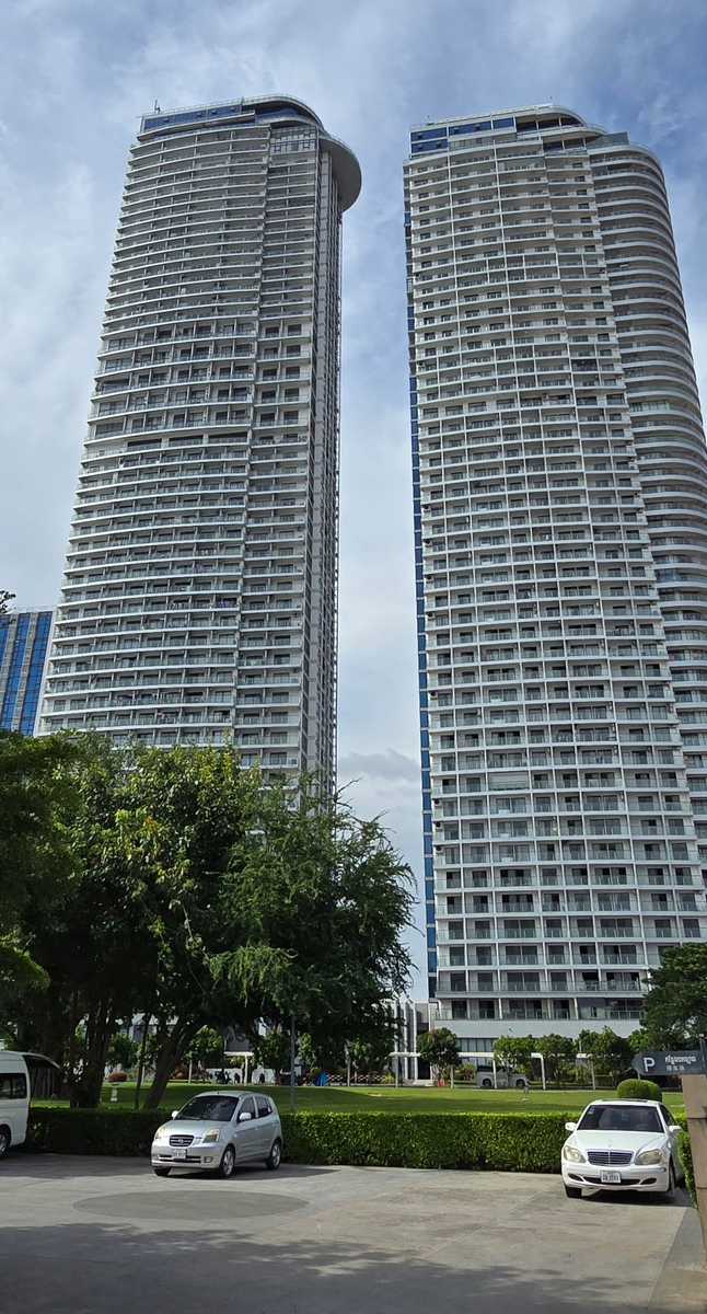 '한국인 감금 지목' 아파트단지