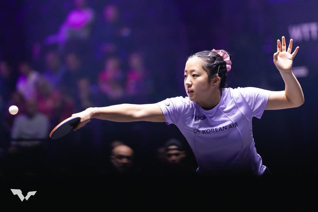 탁구 신유빈, 중국 벽 넘고도 독일 베테랑에 막혀 결승행 좌절(종합)
