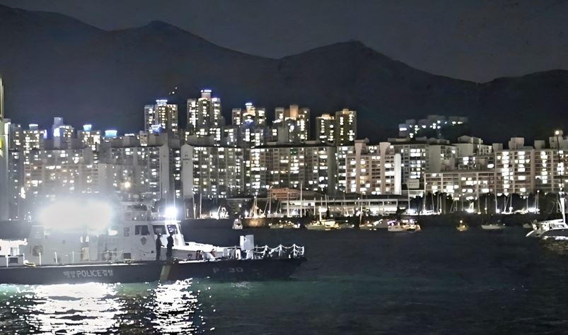 부산불꽃축제 해상 안전관리 현장 이미지