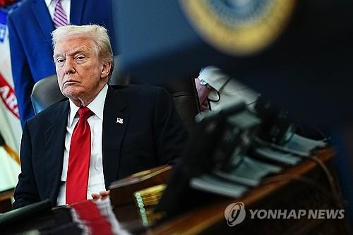 트럼프 2천달러 관세 배당 무위로?…