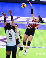 카리·정지윤 35점 합작…현대건설, 실바 분전 GS 꺾고 2위 도약