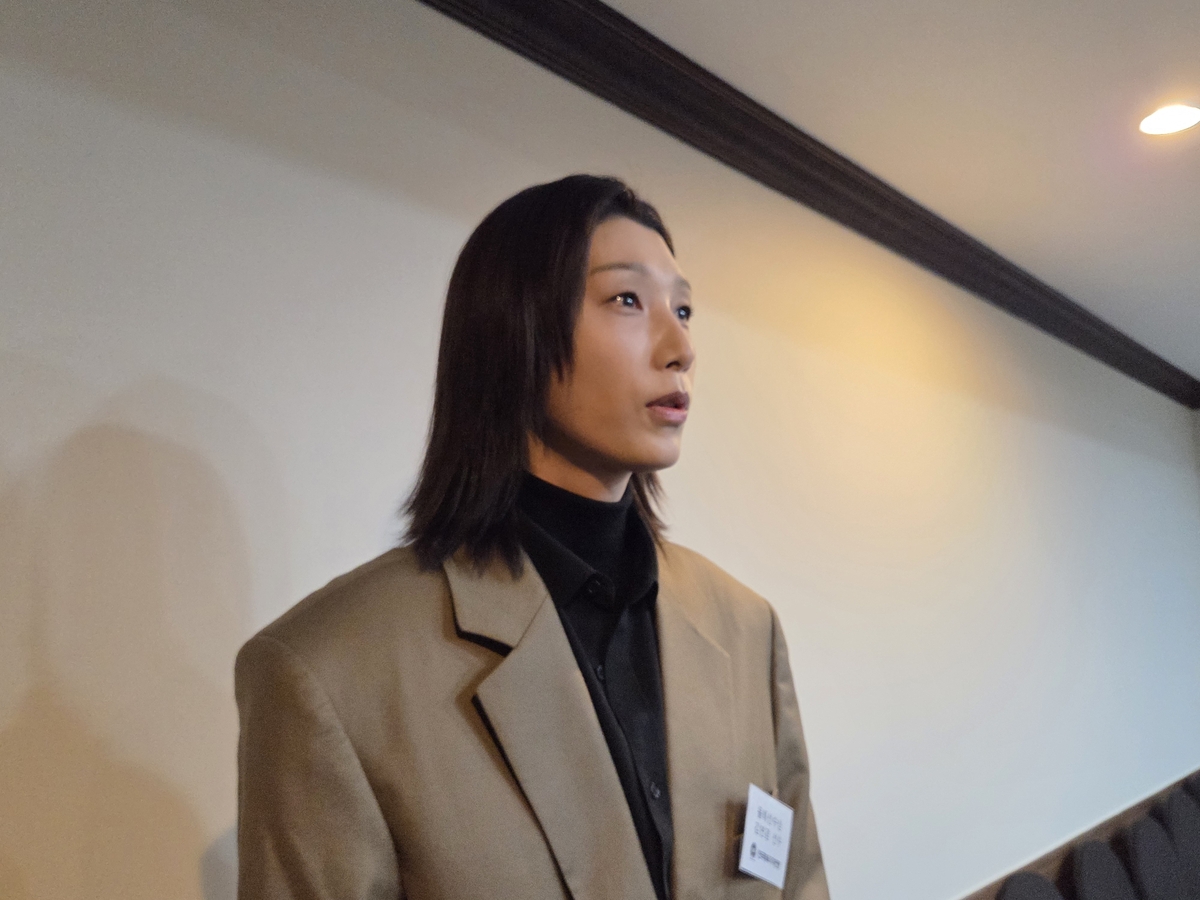 '현역 마지막 수상' 김연경 "인쿠시, 프로 경쟁에서 살아남길"