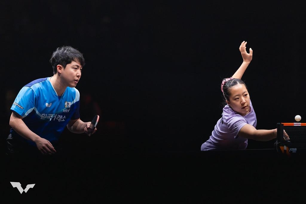 탁구 황금콤비 임종훈-신유빈, WTT 왕중왕전서 일본 꺾고 4강행