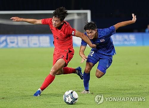 Corea del Sur derrota a Tailandia pasando a octavos de final de fútbol masculino