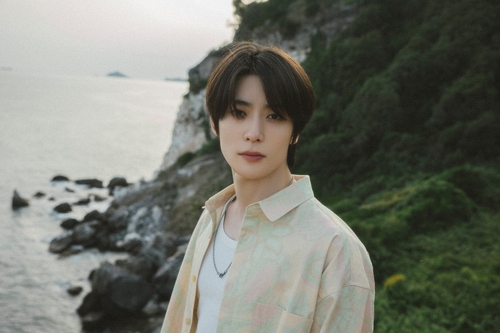 La foto, sin fechar, proporcionada por SM Entertainment, muestra a Jaehyun, miembro del grupo masculino de K-pop NCT. (Prohibida su reventa y archivo)