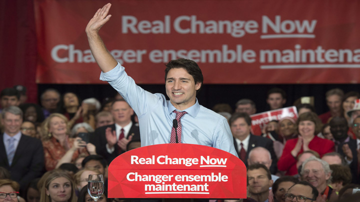 "가장 섹시한 정치인"…43세 근육질 캐나다 총리