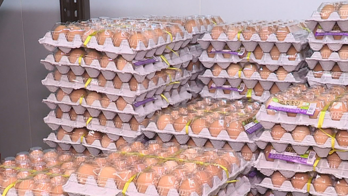 다시 뛰는 계란값…소매점서 한판에 1만원 육박
