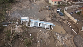 폭풍 피오나, 캐나다 동부 강타…수십채 바다로