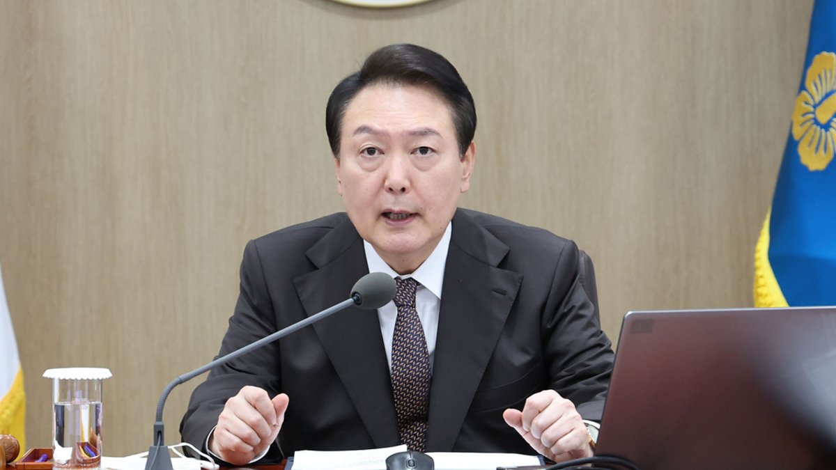 Yoon ordena una pronta reanudación de los servicios interrumpidos de Kakao y Naver