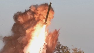 北朝鮮　朝鮮半島東側に弾道ミサイル発射（４月１３日）