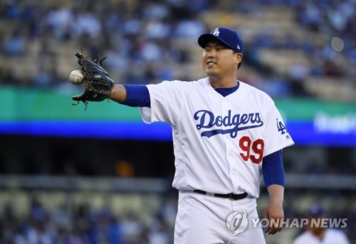 Hyun-Jin Ryu, Dodgers edge Marlins