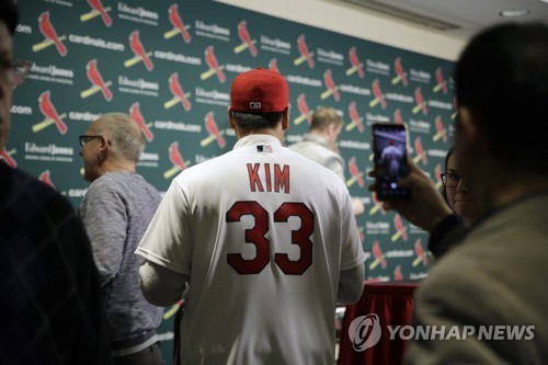 Orioles' Kim Hyun-soo may start next season in minors - The Korea