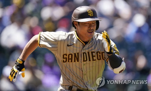 Potential Korean pitcher-batter duel looms in MLB