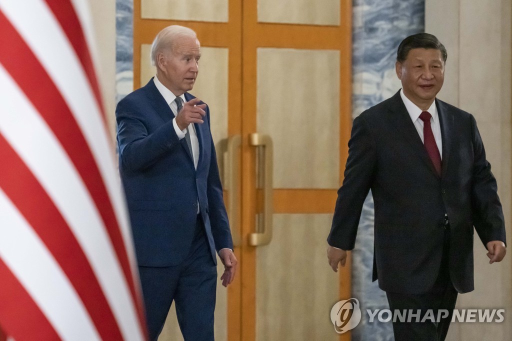 작년 11월 인도네시아에서 열린 G20 회의 당시 조 바이든 미국 대통령(왼쪽)과 시진핑 중국 국가주석