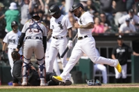 MLB 황당 끝내기…심판 마스크 때린 투수의 '강속구 폭투'