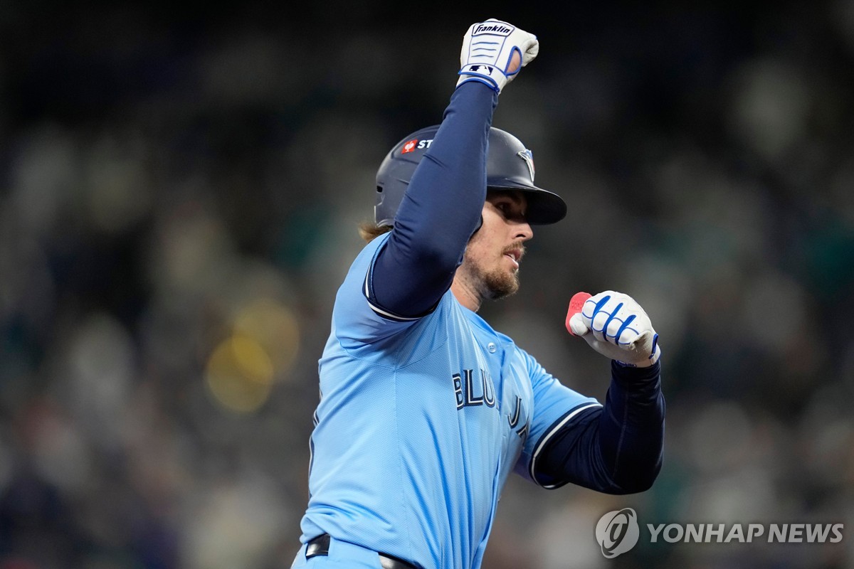 MLB 토론토, 홈런 5방으로 1승 2패 반격…또 원정팀 승리