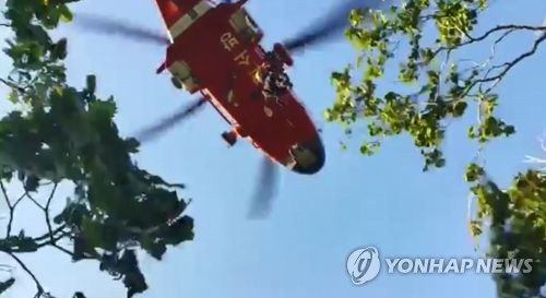원주 감악산 등반 중 돌에 맞아 10ｍ 추락 50대 심정지