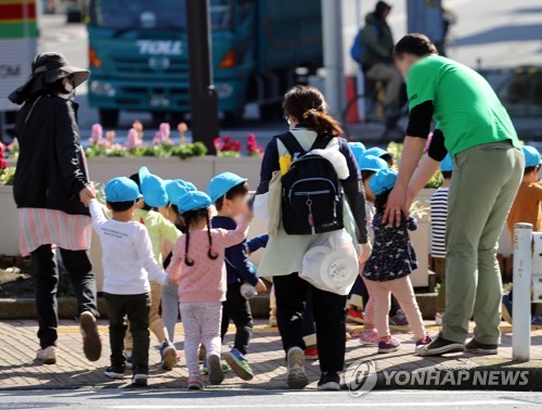 일본 어린이 인구 41년 연속 감소…1950년 이후 최소