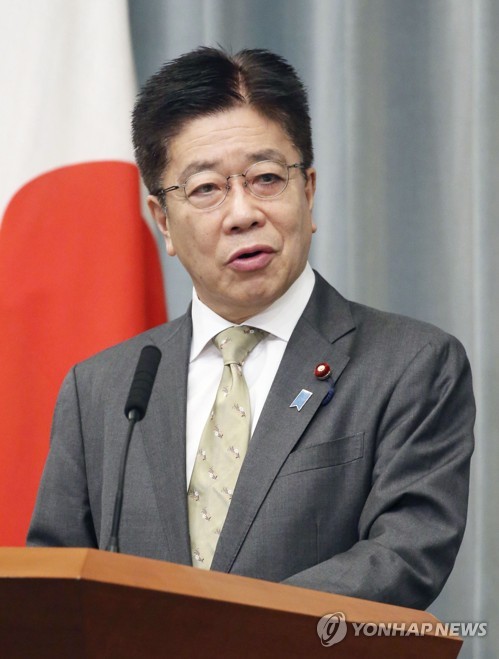 일본 관방장관, 北 식량난 질문에 "계속 상황 주시하겠다"