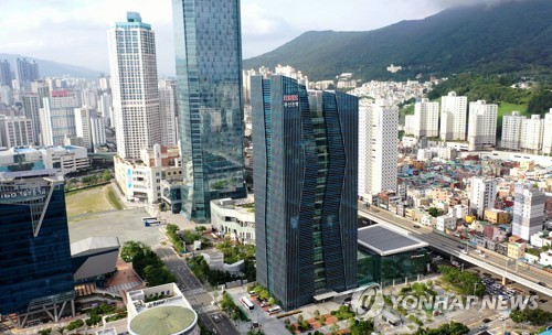 BNK금융그룹 상반기 당기순이익 4천602억…작년 동기 449억↓(종합)