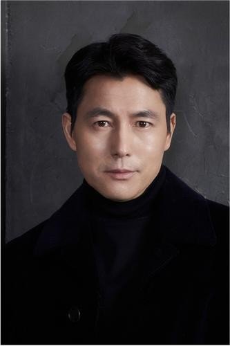 정우성, 여자친구와 혼인신고설…배우 개인사, 공식입장 없어