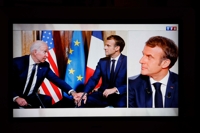 마크롱 '2시간 인터뷰' 놓고 프랑스 대선 후보들 '부글부글'