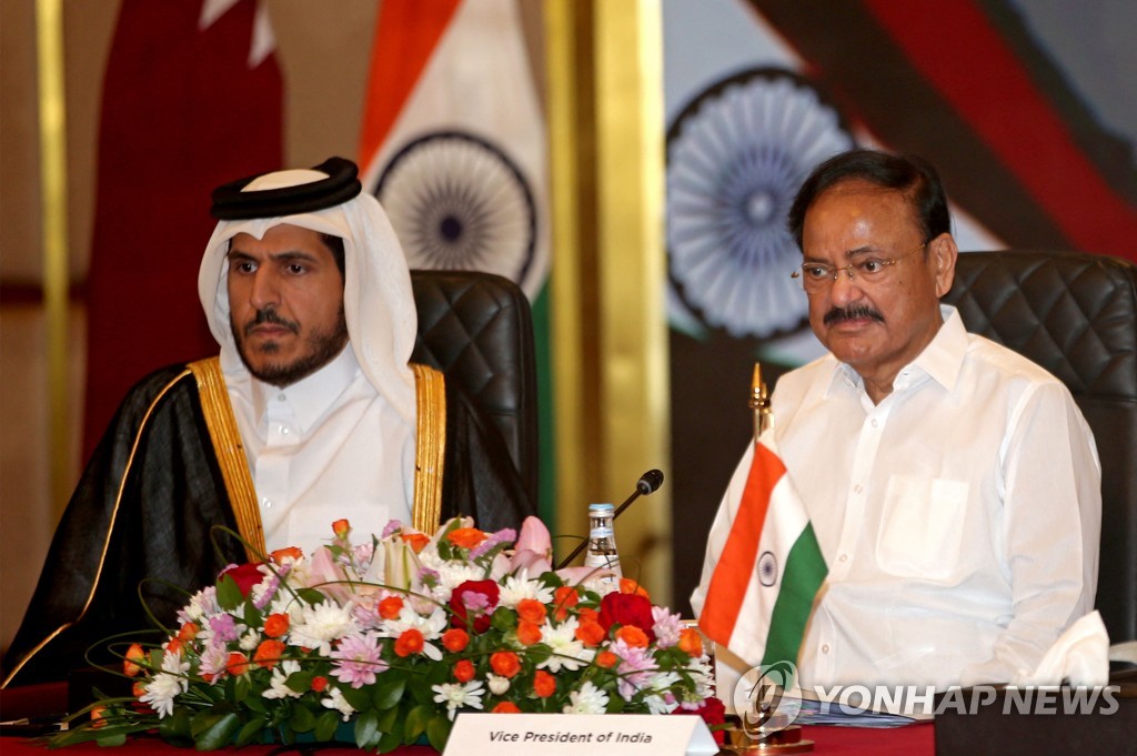 카타르를 방문한 인도 부통령
